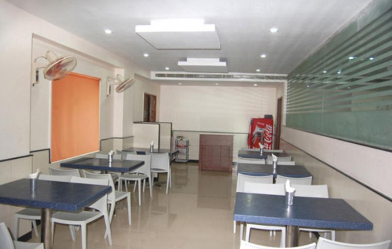 Hotel Balaji Grand Kākināda Exterior foto